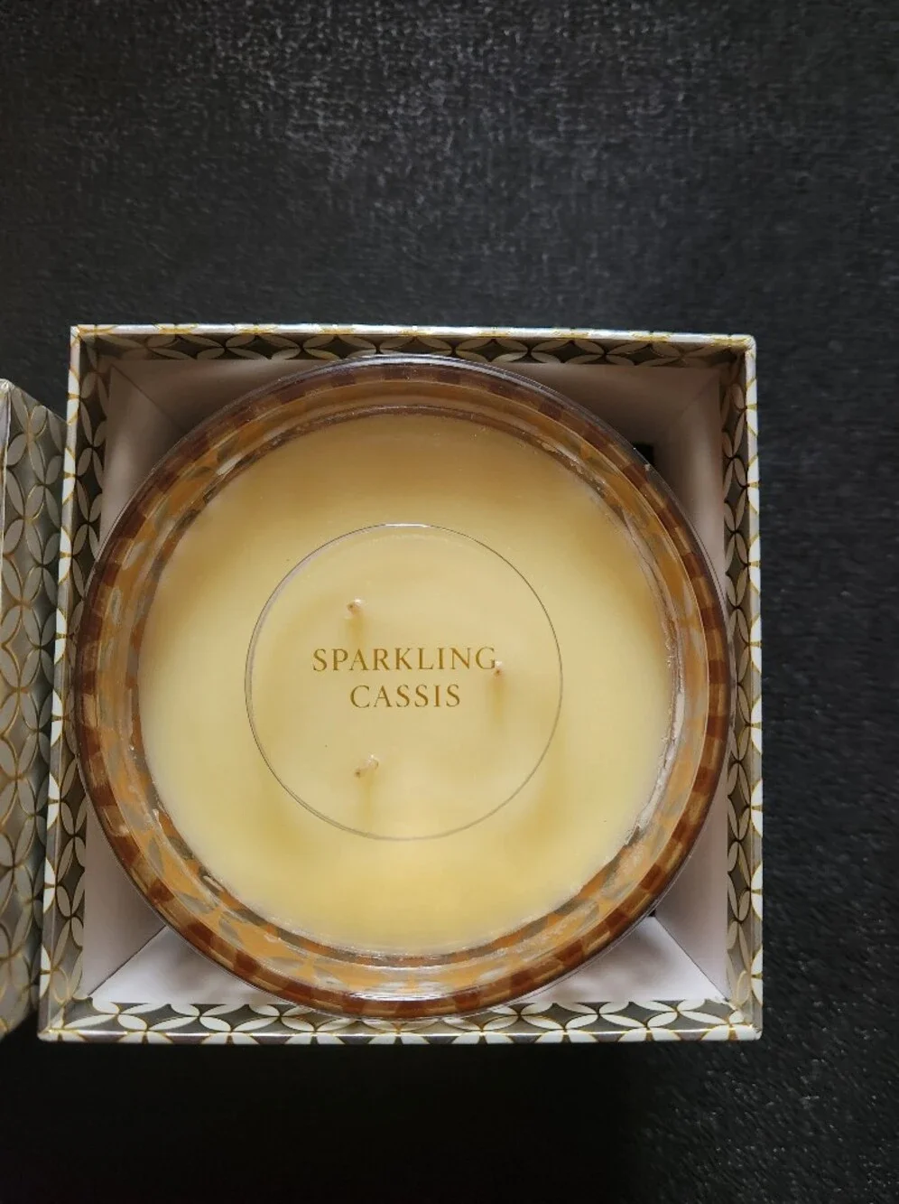 NEST Fragrances - Limited Edition Sparkling Cassis 3-Wick Candle - 21.1oz - NWT